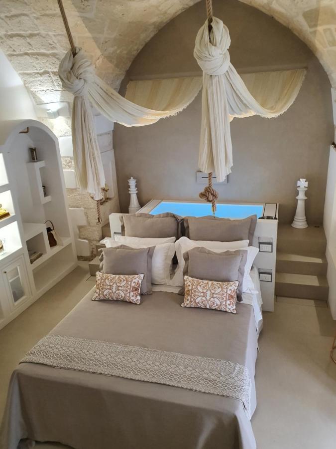 Eurydice Suite With Infinity Jacuzzi Ostuni Εξωτερικό φωτογραφία