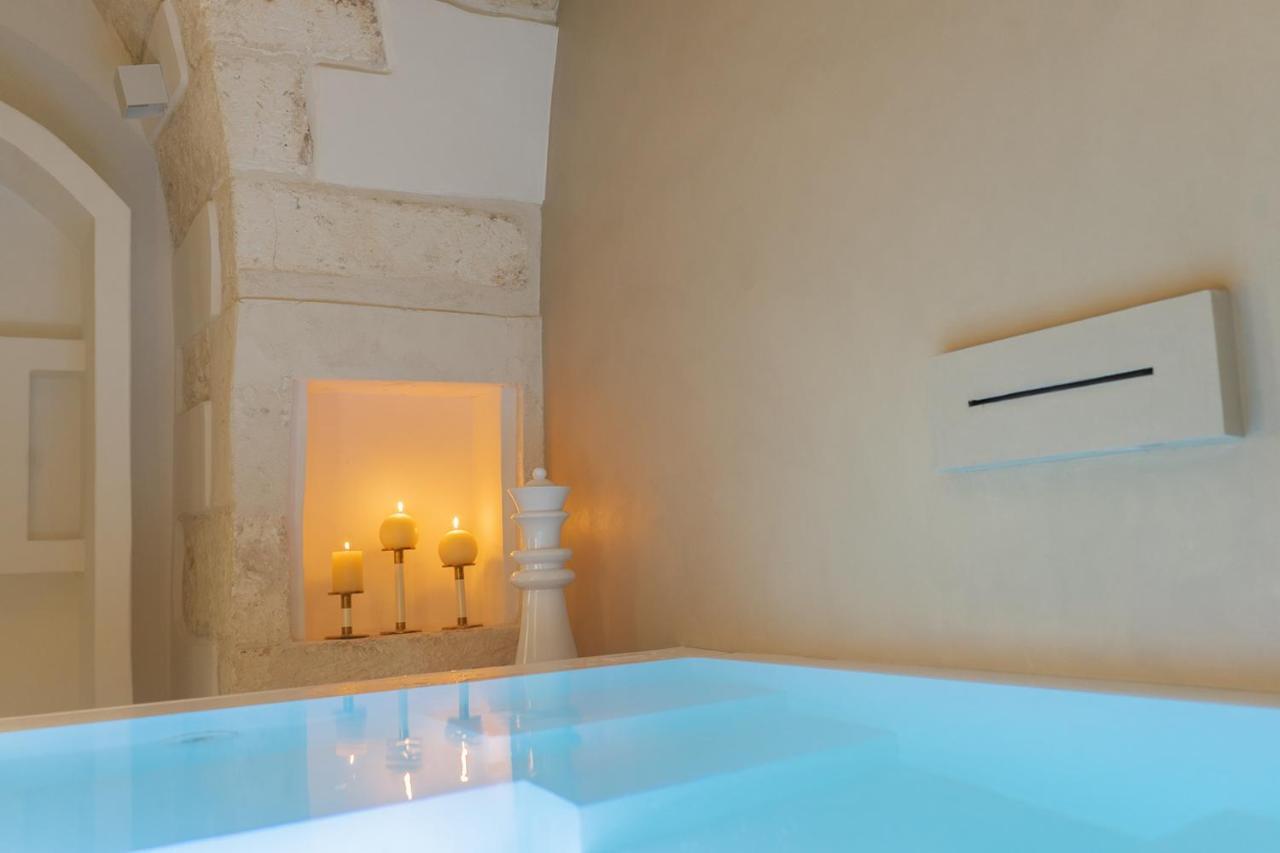 Eurydice Suite With Infinity Jacuzzi Ostuni Εξωτερικό φωτογραφία