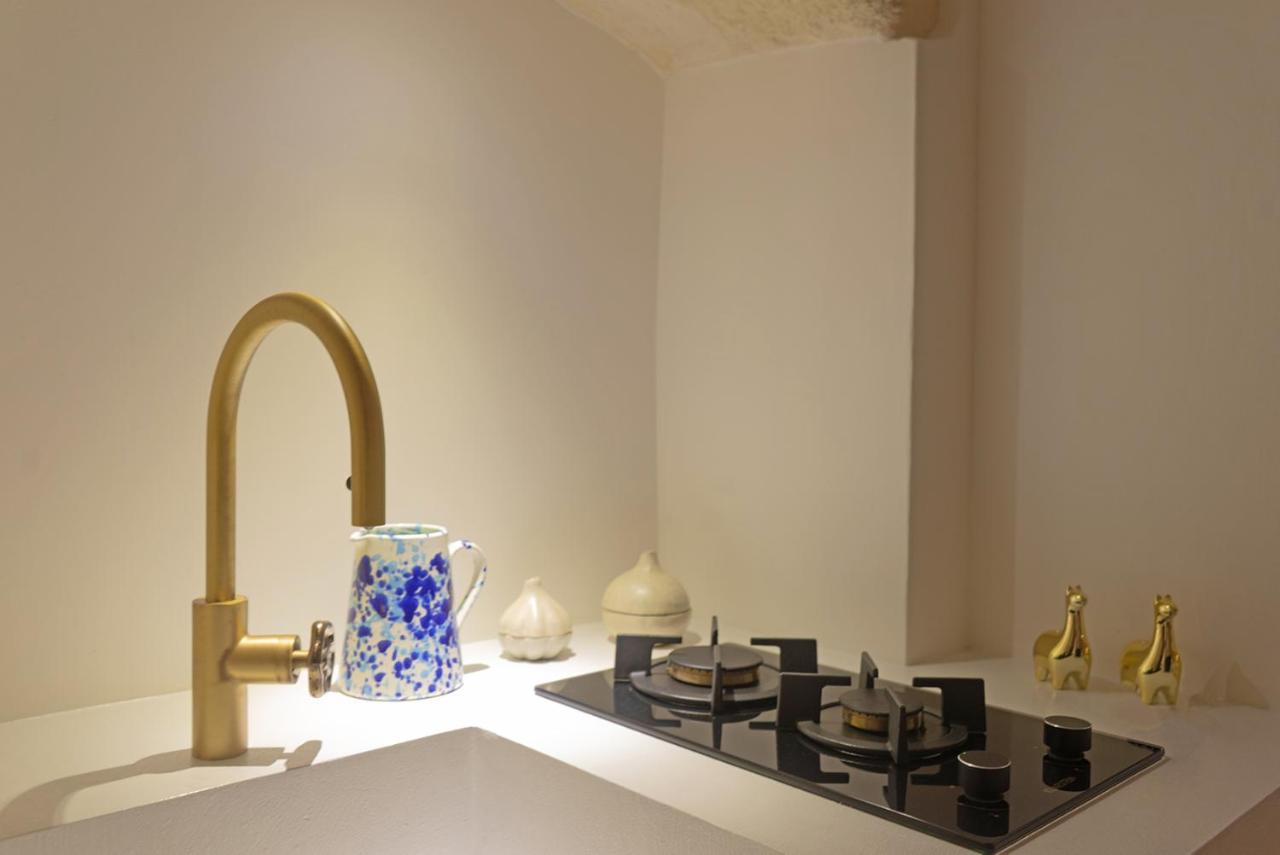 Eurydice Suite With Infinity Jacuzzi Ostuni Εξωτερικό φωτογραφία